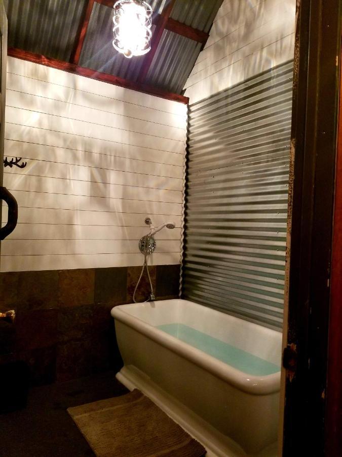 Sacred Mtn River Suites Kernville Εξωτερικό φωτογραφία